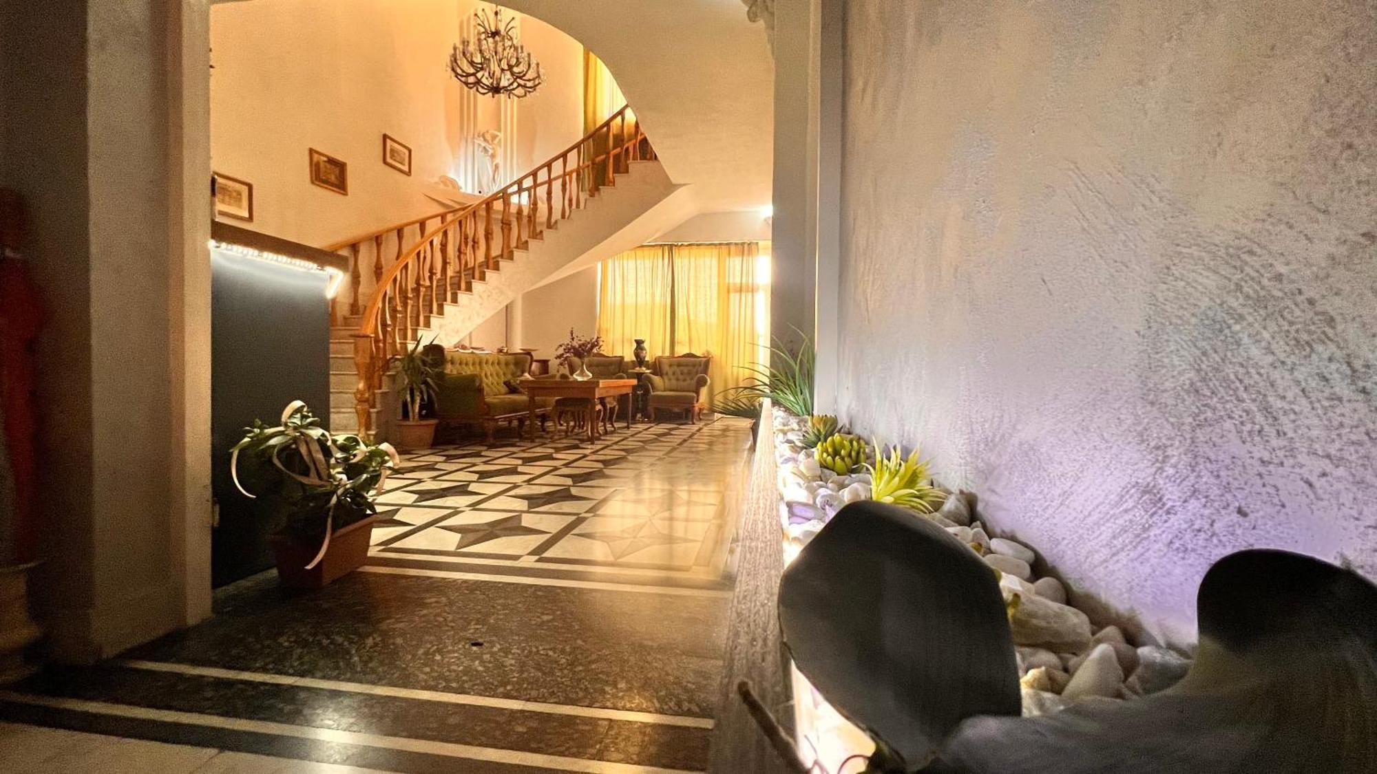 Elross Hotel Γιερεβάν Εξωτερικό φωτογραφία