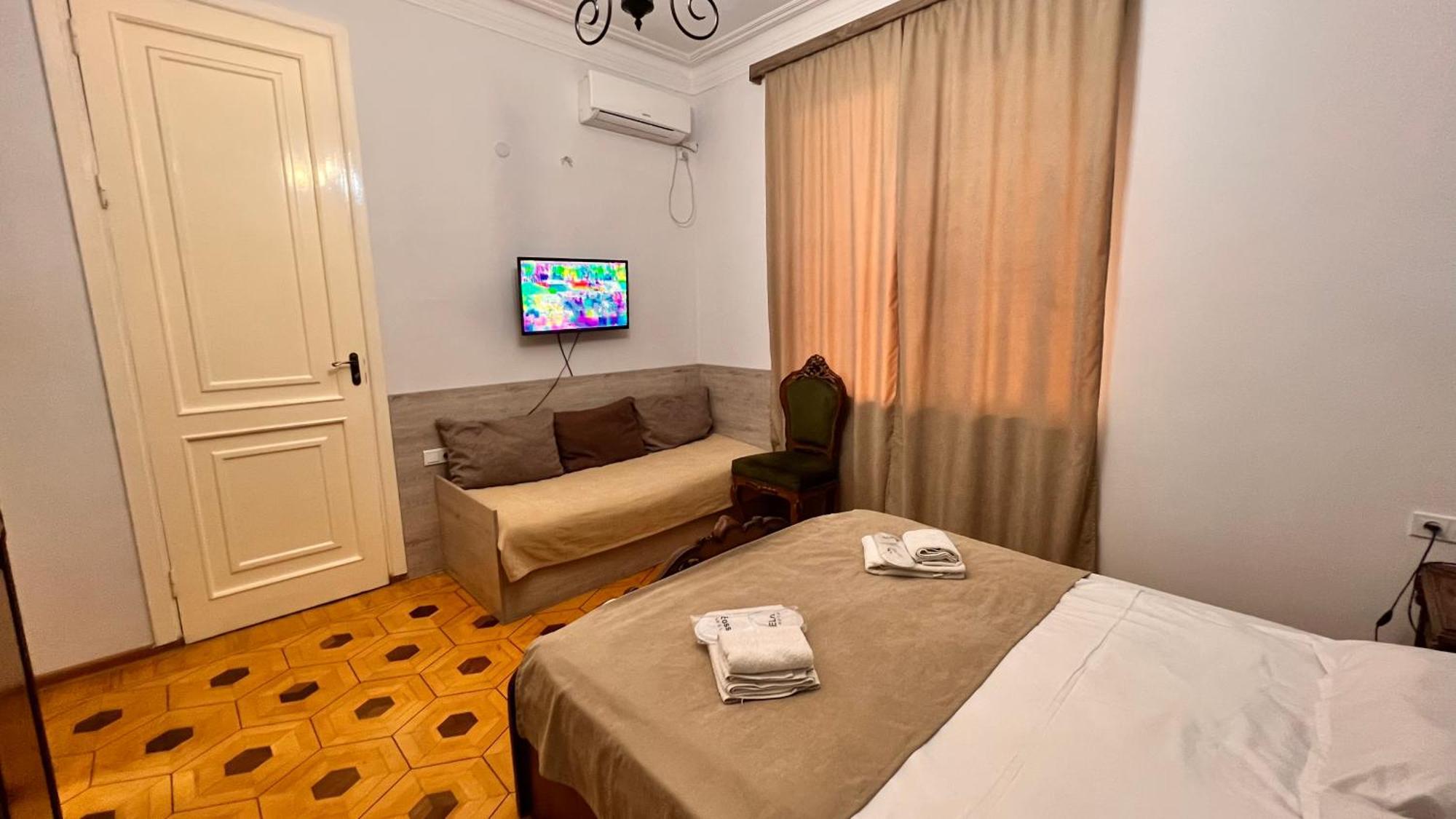 Elross Hotel Γιερεβάν Εξωτερικό φωτογραφία