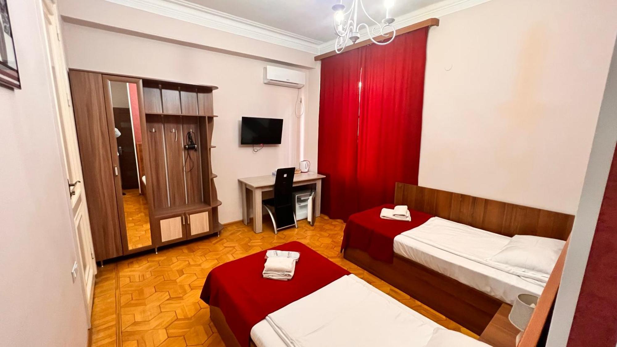 Elross Hotel Γιερεβάν Εξωτερικό φωτογραφία