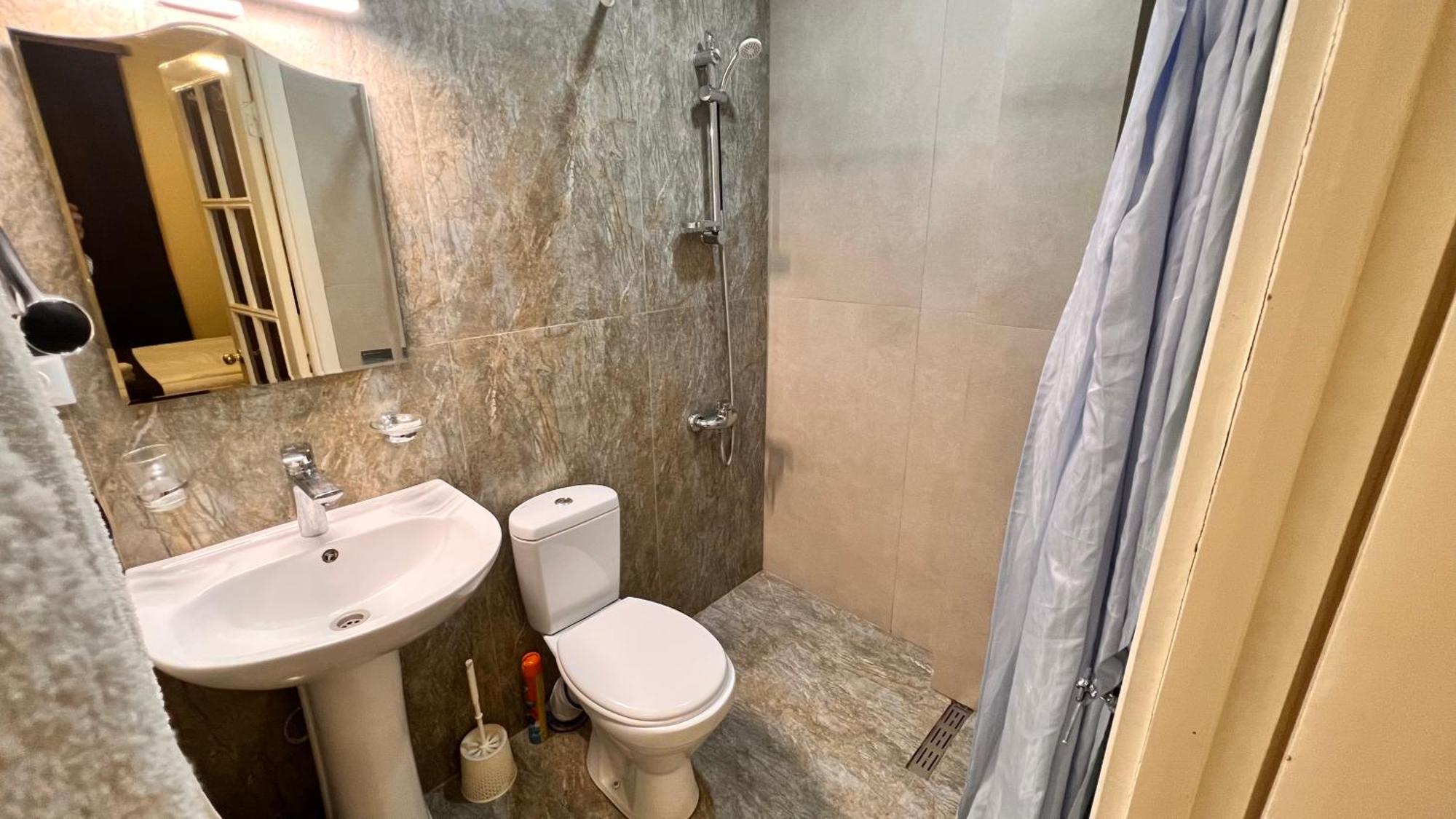 Elross Hotel Γιερεβάν Εξωτερικό φωτογραφία