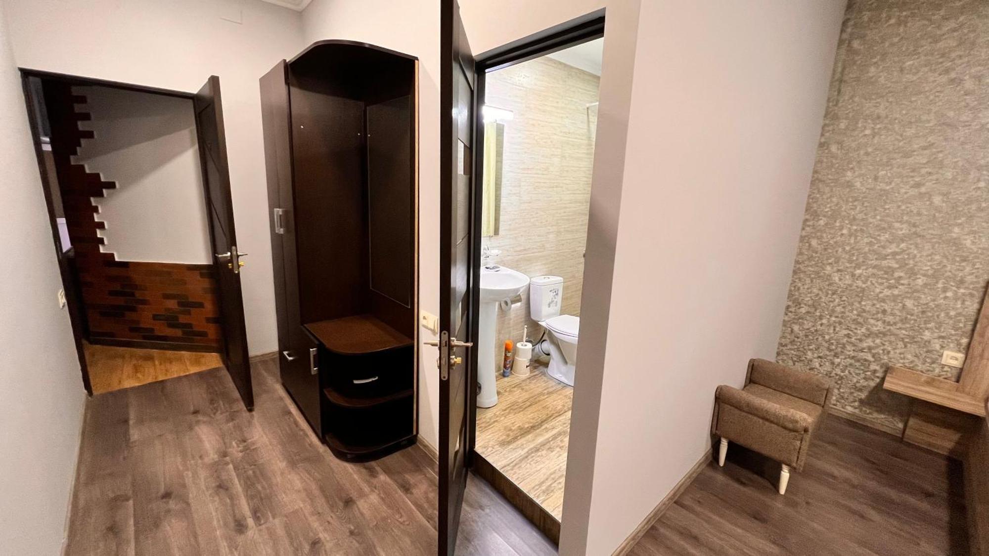 Elross Hotel Γιερεβάν Εξωτερικό φωτογραφία